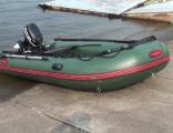 Лодка Beluga Green-330